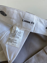 Load image into Gallery viewer, Dickies Shorts W40