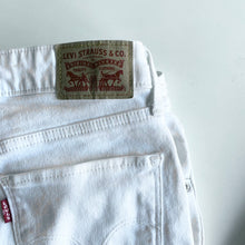 Load image into Gallery viewer, Levi’s Jeans W29 L30