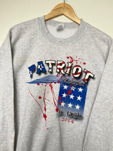 Load image into Gallery viewer, Printed ‘Patriots’ sweatshirt (S)