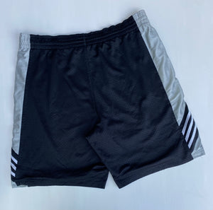Nike shorts (M)