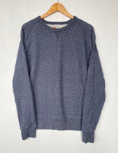 Load image into Gallery viewer, Levi’s sweatshirt (M)