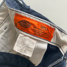 Load image into Gallery viewer, Dickies W36 L31