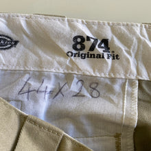 Load image into Gallery viewer, Dickies W44 L28