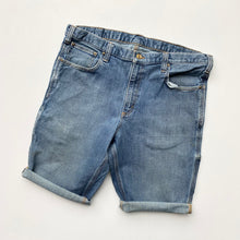 Load image into Gallery viewer, Carhartt Shorts W36