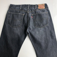 Load image into Gallery viewer, Levi’s 501 W38 L30