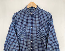 Load image into Gallery viewer, Flannel shirt (L)