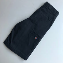 Load image into Gallery viewer, Dickies Shorts W28