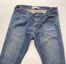 Load image into Gallery viewer, Levi’s 501 W40 L32