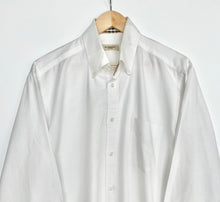 Load image into Gallery viewer, Burberry Shirt (M)