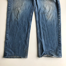 Load image into Gallery viewer, Carhartt Jeans W42 L30