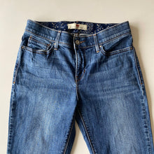 Load image into Gallery viewer, Levi’s 525 W29 L31