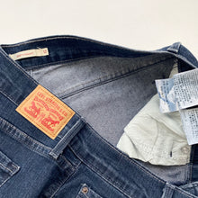 Load image into Gallery viewer, Women’s Levi’s 505 W31 L34