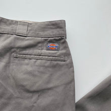 Load image into Gallery viewer, Dickies W38 L32