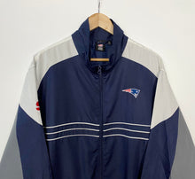 Load image into Gallery viewer, Reebok NFL New England Patriots jacket (XL)
