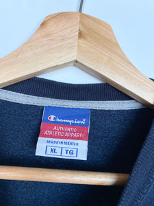 Champion sweatshirt (XL)