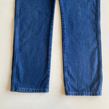 Load image into Gallery viewer, Wrangler Jeans W35 L32