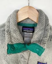 Load image into Gallery viewer, Patagonia Synchilla (XS)