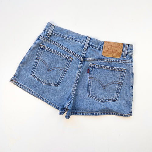 90s Levi’s Shorts W30