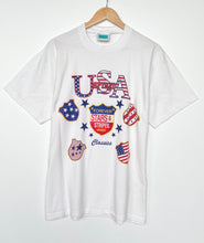 Load image into Gallery viewer, USA Stars and Stripes t-shirt (M)