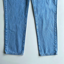 Load image into Gallery viewer, 90s Calvin Klein Jeans W31 L30