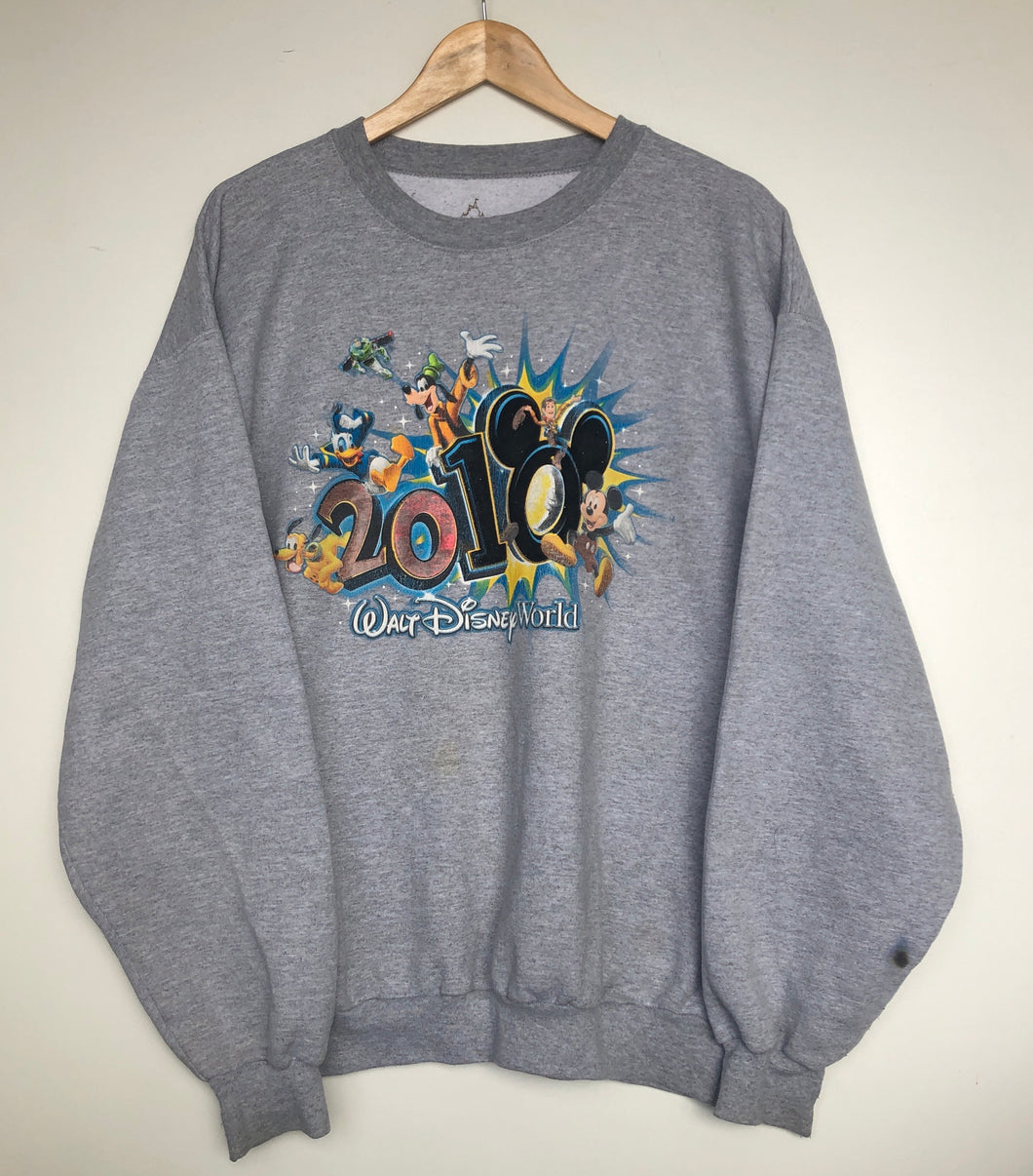 Disney sweatshirt (L)