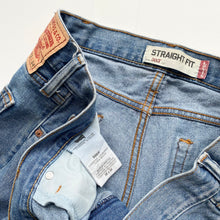 Load image into Gallery viewer, Levi’s 505 W38 L34