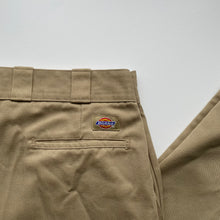 Load image into Gallery viewer, Dickies W42 L30