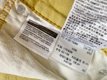 Load image into Gallery viewer, Levis 508 shorts