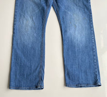 Load image into Gallery viewer, Wrangler Jeans W36 L30