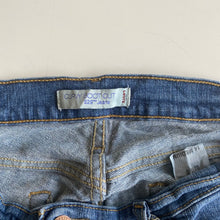 Load image into Gallery viewer, Levi’s 529 W30 L31