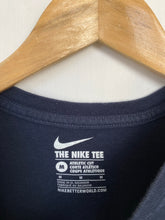 Load image into Gallery viewer, Nike t-shirt (M)