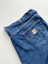 Load image into Gallery viewer, Carhartt Jeans W44 L34