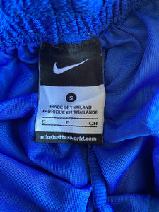 Nike shorts (S)