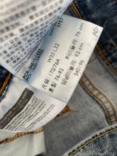 Load image into Gallery viewer, Levi’s 511 W30 L32
