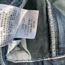 Load image into Gallery viewer, Levi’s 505 W36 L30