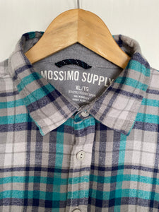 Flannel shirt (XL)
