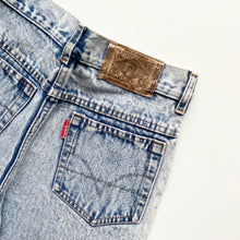 Load image into Gallery viewer, 90s Diesel Denim Shorts W26