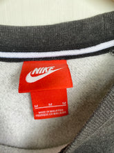 Load image into Gallery viewer, Nike sweatshirt (M)