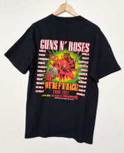 Load image into Gallery viewer, Guns N’ Roses T-shirt (L)