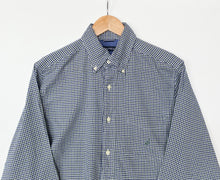 Load image into Gallery viewer, Nautica shirt (S)