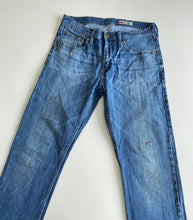 Load image into Gallery viewer, Wrangler Jeans W30 L27