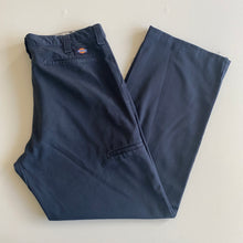 Load image into Gallery viewer, Dickies W36 L31