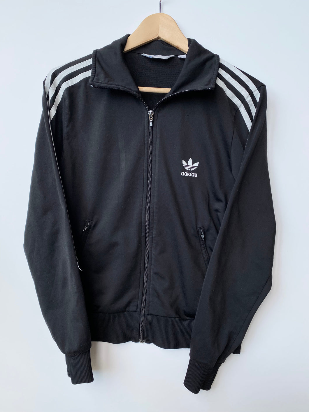 Adidas zip up (M)