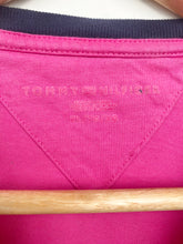 Load image into Gallery viewer, Tommy Hilfiger T-shirt (XL)