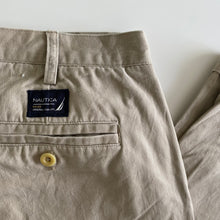Load image into Gallery viewer, Nautica Trousers W38 L32