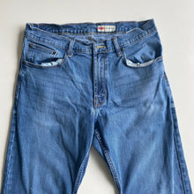 Load image into Gallery viewer, Wrangler Jeans W31 L30