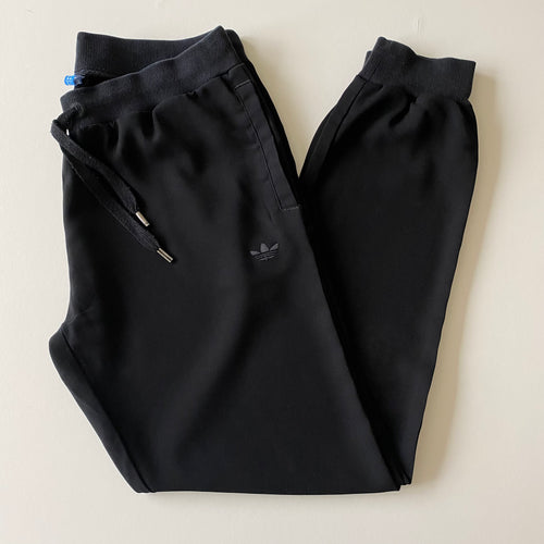 Adidas thin joggers (L)