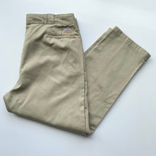 Load image into Gallery viewer, Dickies W42 L30