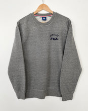 Load image into Gallery viewer, Fila Heritage sweatshirt (M)