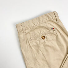 Load image into Gallery viewer, Tommy Hilfiger Trousers W36 L30